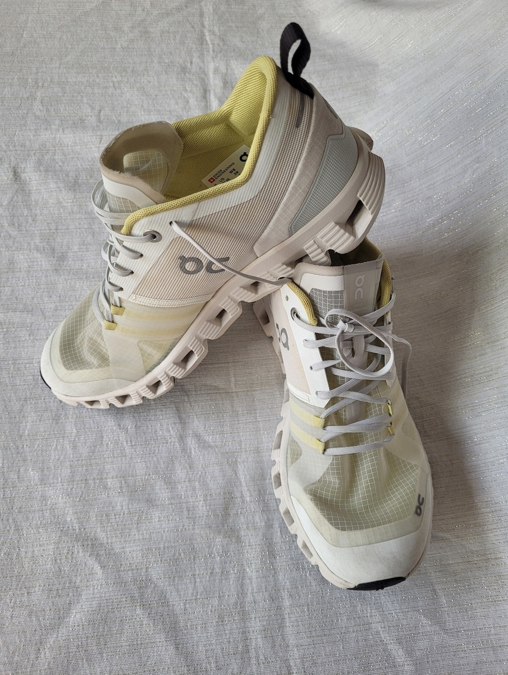 On Cloud X Shift  Running Trainning Vapor Womens Shoes Size 8